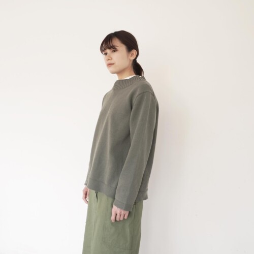 MHL. VINTAGE DRY COTTON 春や秋などの季節の狭間に 便利な