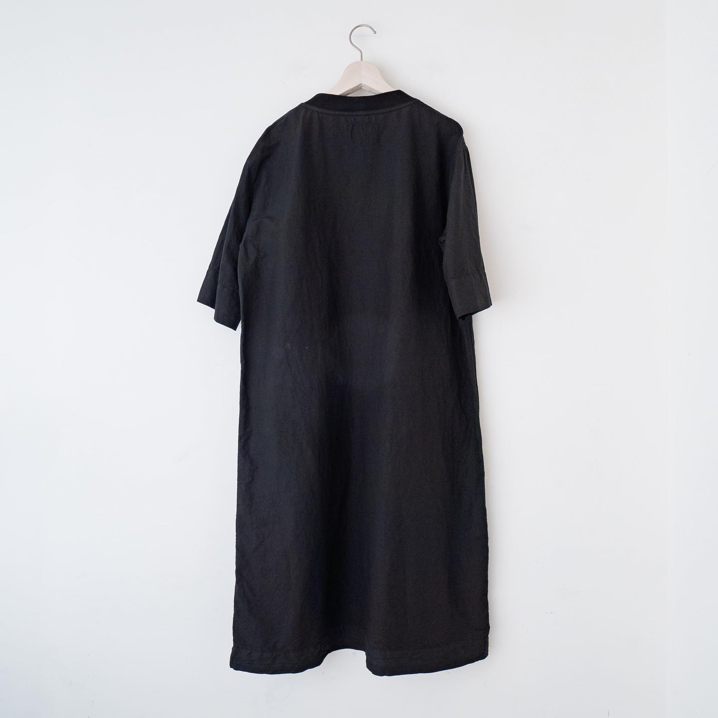 MHL. DRY COTTON LINEN コットンリネン素材を使用したドレス | HAUS